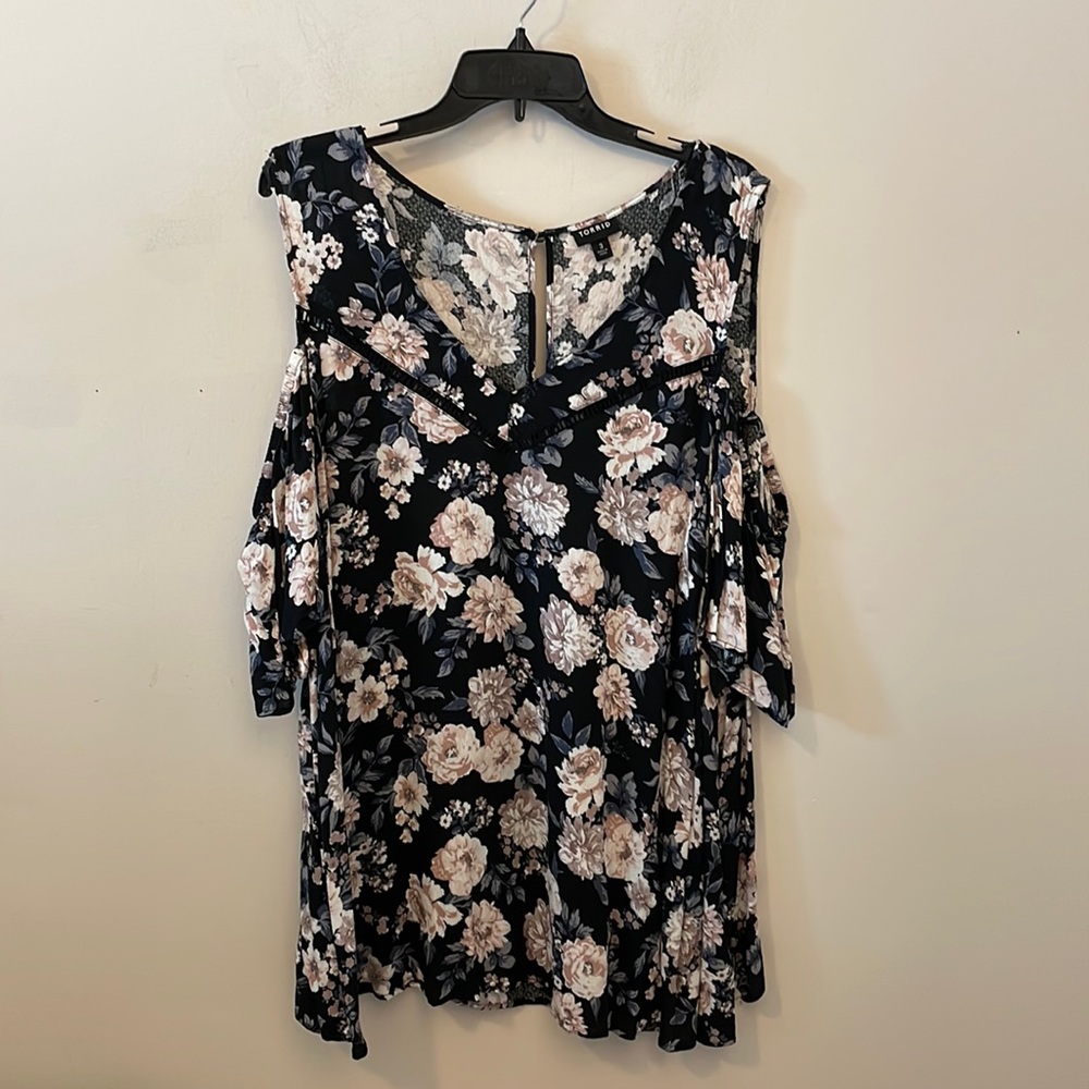 Torrid Black Floral Cold Shoulder Blouse - Size 3